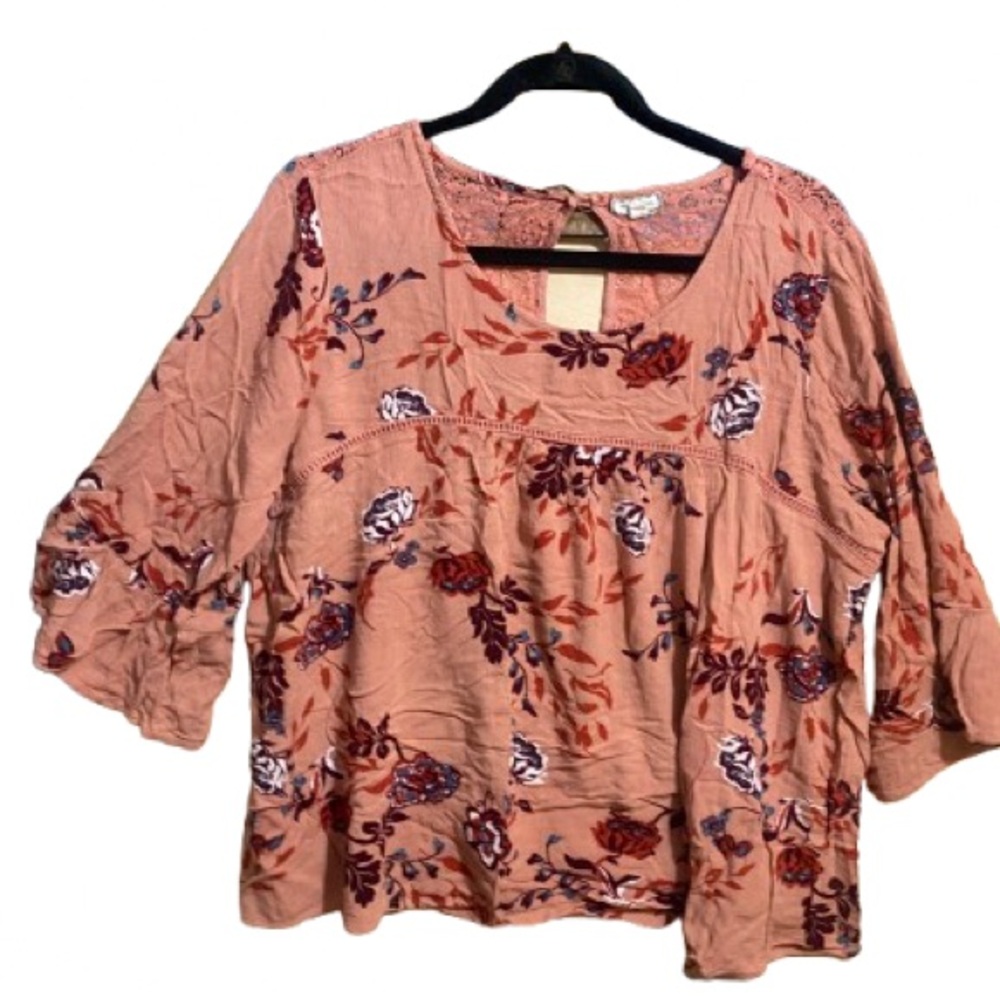 Eyeshadow Rose Floral Tunic Top